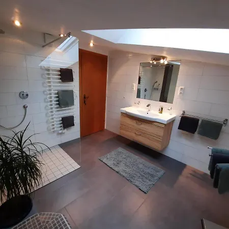 Anfang דירה ווירברג